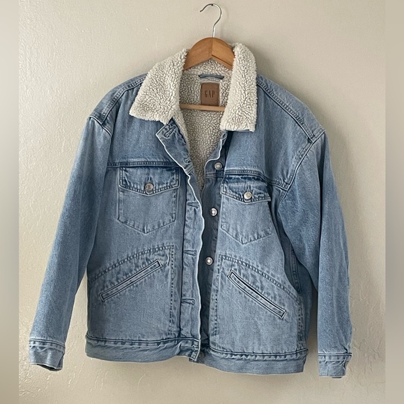 GAP Jackets & Blazers - Gap oversized Sherpa lined Trucker jeans Jacket